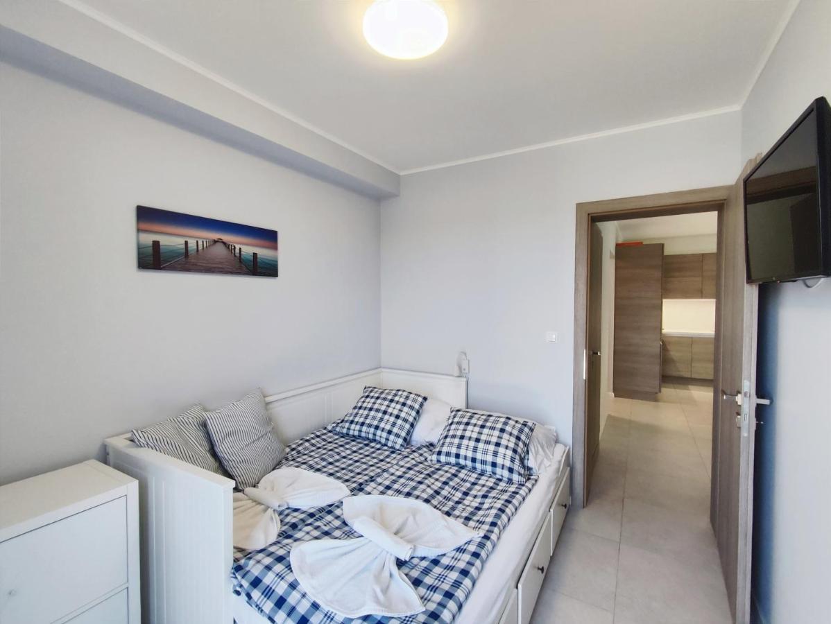 Lakeside Family & Studio Apartments Keszthely Esterno foto